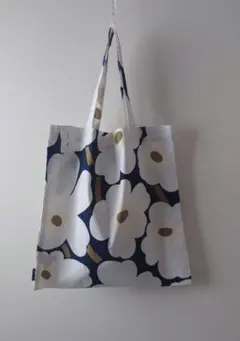 marimekko ピエニウニッコ　トートバッグ