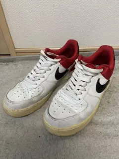 NIKE エアフォース1 ホワイト レッド ブラック