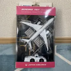 BOEING 787 Towing Tractor