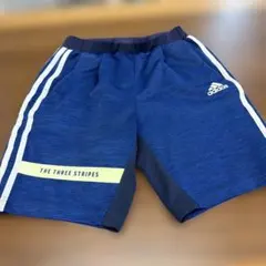 adidas ネイビー ストライプ ハーフパンツ