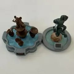 ミッキー　ガストン　噴水　ミニチュアフィギュアコレクション　ディズニーランド