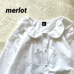 merlot　フラワー襟ブラウス　丸襟　くるみボタン　白　フェミニン　ガーリー