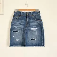 アースミュージックアンドエコロジー　デニムスカート　ダメージ加工　フリンジのサムネイル