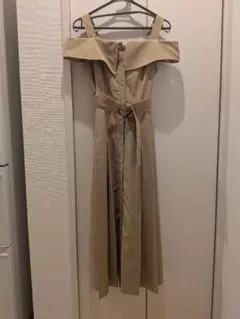 Cheek オフショルダー風 ウエストベルト付 ロングワンピース