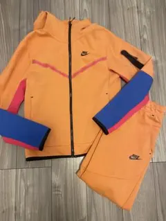 NIKE テックフリースオレンジ上下セットサイズS