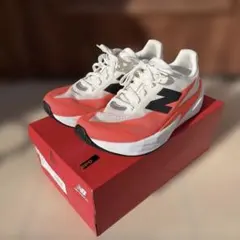 ニューバランス フューエルセル レベル v5 26.5