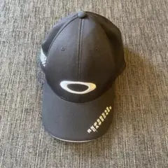 Oakley cap ロゴ入り