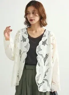 ELENCARE DUE レーシーカーディガン　新品未使用服のブランドタグなしのサムネイル