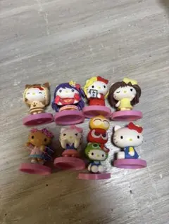 チョコエッグ ハローキティコラボ