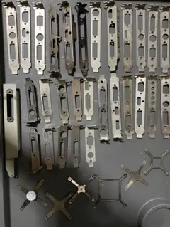 グラボ、拡張カード用ブラケット ジャンク品、現在の在庫の全てです！