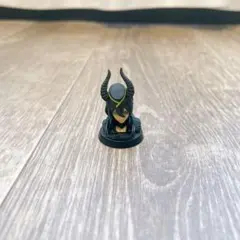 ツイステ　マレウス　フィギュア