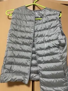 ユニクロ　ウルトラライトダウン　ベスト