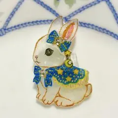 再販不可。マトリカリア♥うさぎレジンヘアゴムブローチ - メルカリ