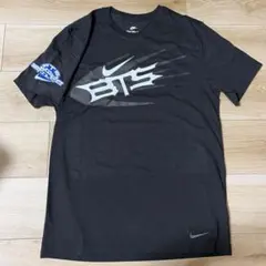 NIKE × BTS Tシャツ NIKE By You Lサイズ ジョングク - メルカリ