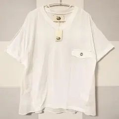 【タグ付き新品未使用】ONIGIRI　布帛Tシャツ　Vネック　シンプル　ホワイトのサムネイル