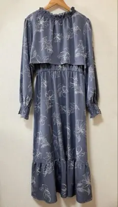 ロングワンピース 花柄 フリル 青 Ｍ