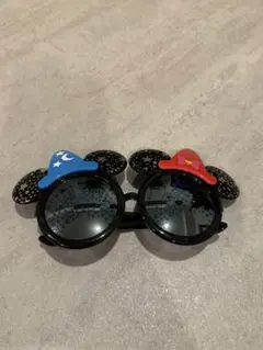 ミッキー型サングラス