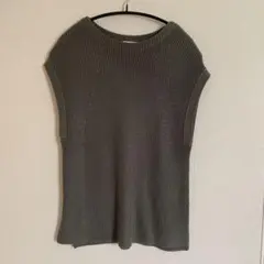 GU サイドスリットフレンチスリーブセーター オリーブ