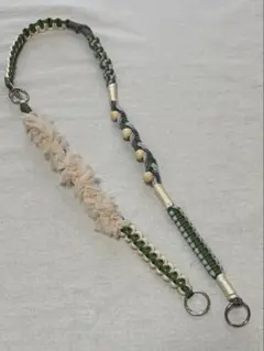 スマホショルダー　パラコード