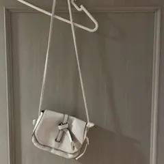 ショルダーバックのサムネイル
