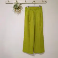美品GU 【S】 ワイドパンツ ツータック カジュアル きれいめ ライムグリーン