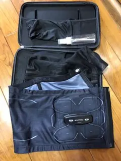 S445 シックスパッド　レッグベルト　ジェルシートセット　未使用品 S445 シックスパッド レッグベルト ジェルシートセット 未使用品