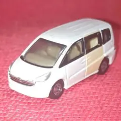 廃盤⭐️トミカ⭐️ホンダステップワゴン⭐️ミニカー ホワイト ミニバンのサムネイル
