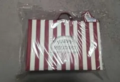 3COINS　クリスマス仕様　ペーパートランク