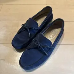 TOD'S ネイビー スエード モカシン