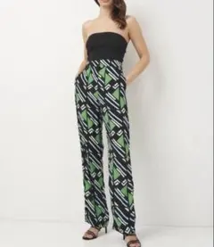 新品未使用　ZARA ザラ　ストレートパンツ カジュアルパンツ　総柄