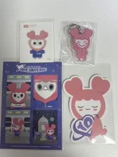 TWICE 10ve universe ポップアップ モモ　モブリー