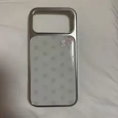 iPhone17ProMax 水玉ケース