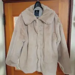 ベージュ ファーコート オーバーサイズ