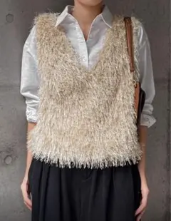 新品未使用タグ付き ふわふわ ニットベスト