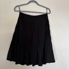 フレアスカート　70センチ　膝丈黒のサムネイル