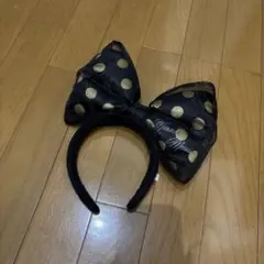 ディズニー カチューシャ 黒×金ドット