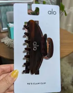 正規品 alo yoga ヘアクリップ アロ 新品未使用 - メルカリ