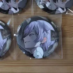 いれいす　缶バッジ　初兎　Notax