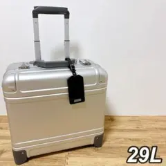美品 ゼロハリバートン 29L アルミ スーツケース キャリーケースのサムネイル