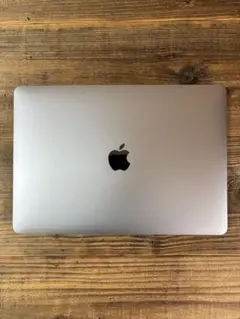 MacBook Proシルバー　M2 13インチ256gb