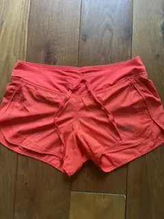 patagonia ランニングショーツ　オレンジ