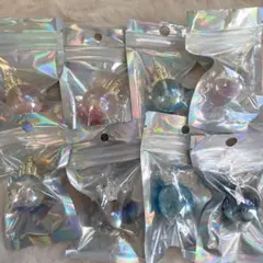 カラフルビーズセット 8個 王冠付き