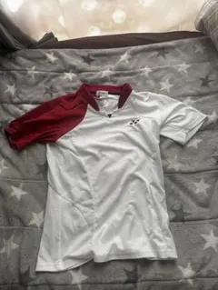 バドミントンユニフォーム　背面有り