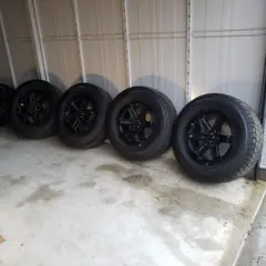 KEELER 17インチホイール DUNLOPスタッドレス4本セット