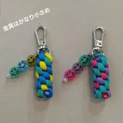 ニコちゃんとパラコードのキーホルダー２個セット☆