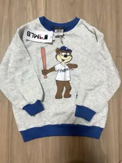 【新品】ドジャース　MLB LA　キッズ　120cm裏起毛トレーナー