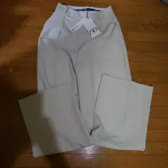 ZARA ハイウエスト ストレートパンツ タック S〜M アイボリー 春夏