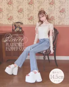 michellMacaron ビジュー厚底パテッドサンダルSサイズ