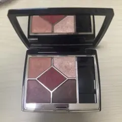 Dior アイシャドウ サンククルールクチュール 879 ルージュトラファルガー