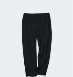 UNIQLO　ユニクロ　ウルトラストレッチアクティブテーパードパンツ　ブラック